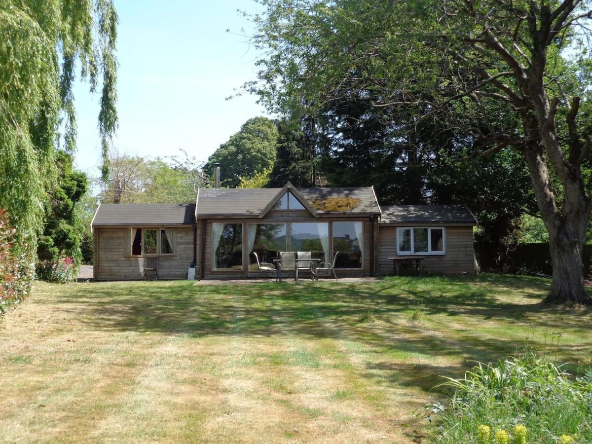 Idyllic Log Cabin Near Stratford Upon Avon Eksteriør bilde